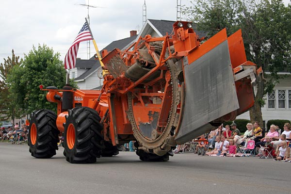 tractor-orange2