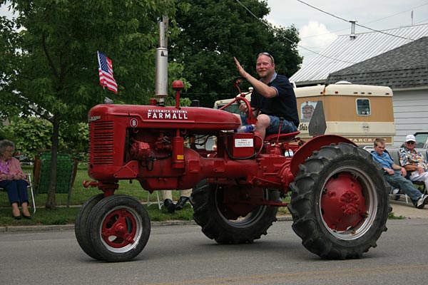 tractor_red2