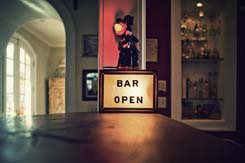 0620-bar-open